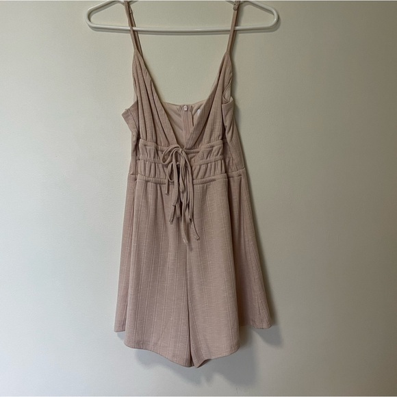 Princess Polly Pink Romper with Bow Detailing - Picture 2 of 4